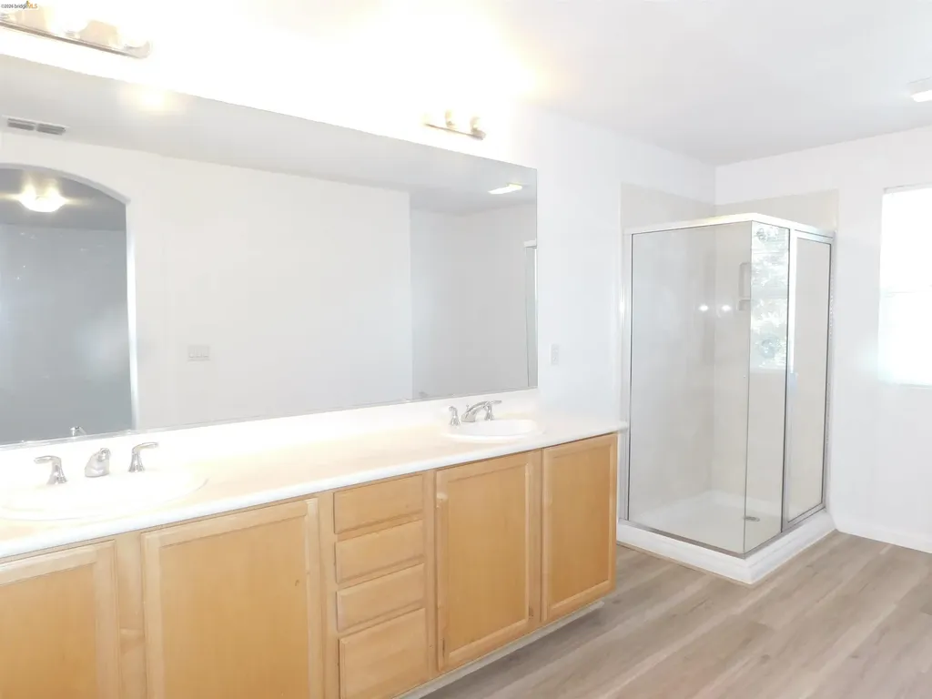 639 Heritage Circle Ashland CA 94580