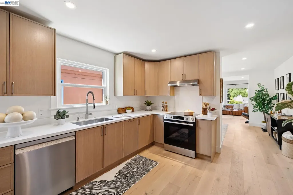 3039 Halcyon Court Berkeley CA 94705