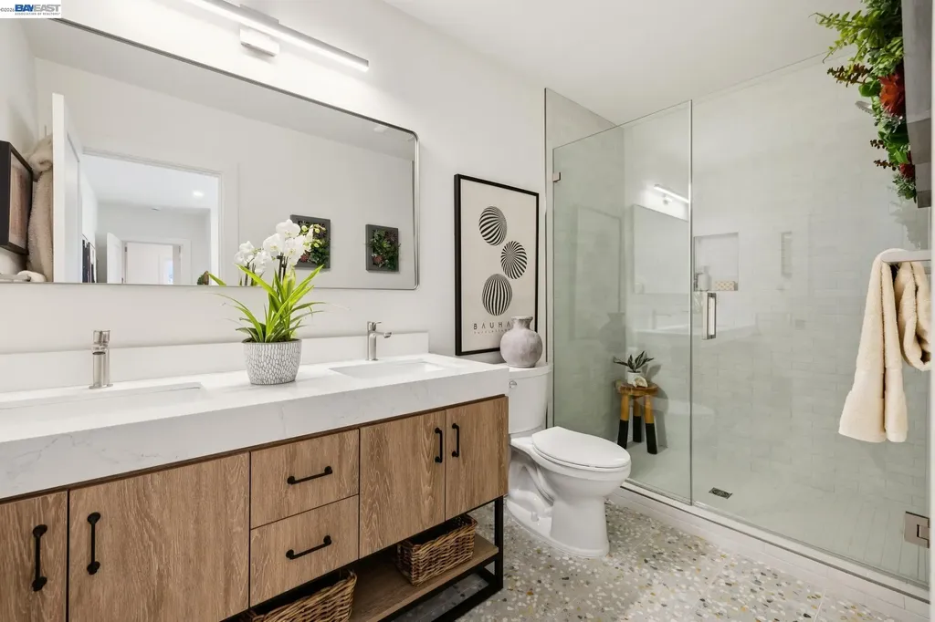 3039 Halcyon Court Berkeley CA 94705