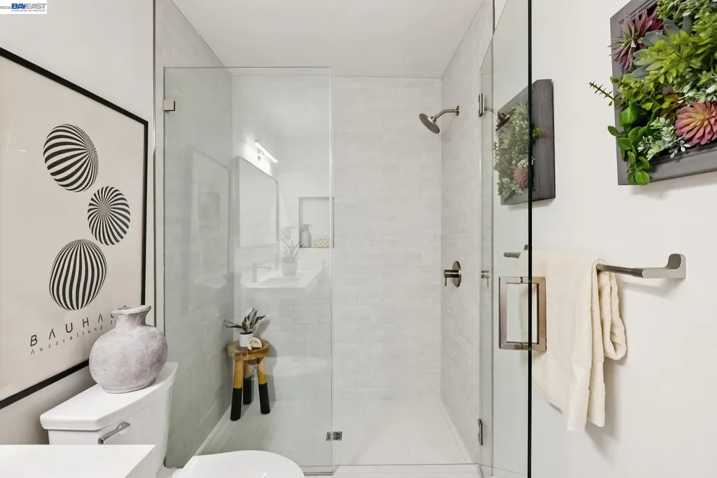 3039 Halcyon Court Berkeley CA 94705