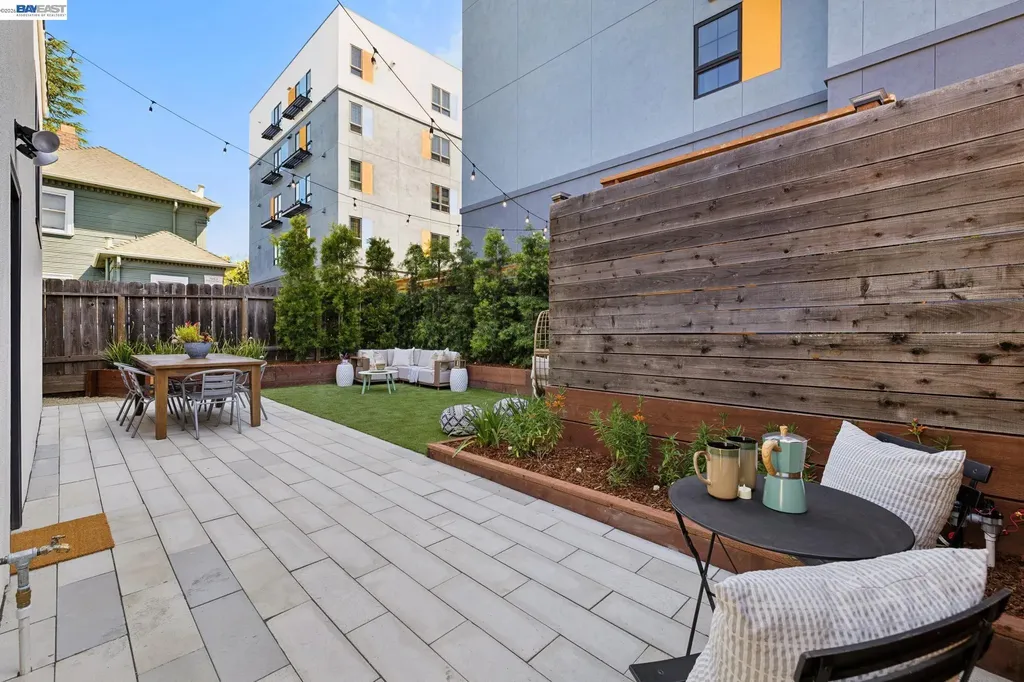 3039 Halcyon Court Berkeley CA 94705