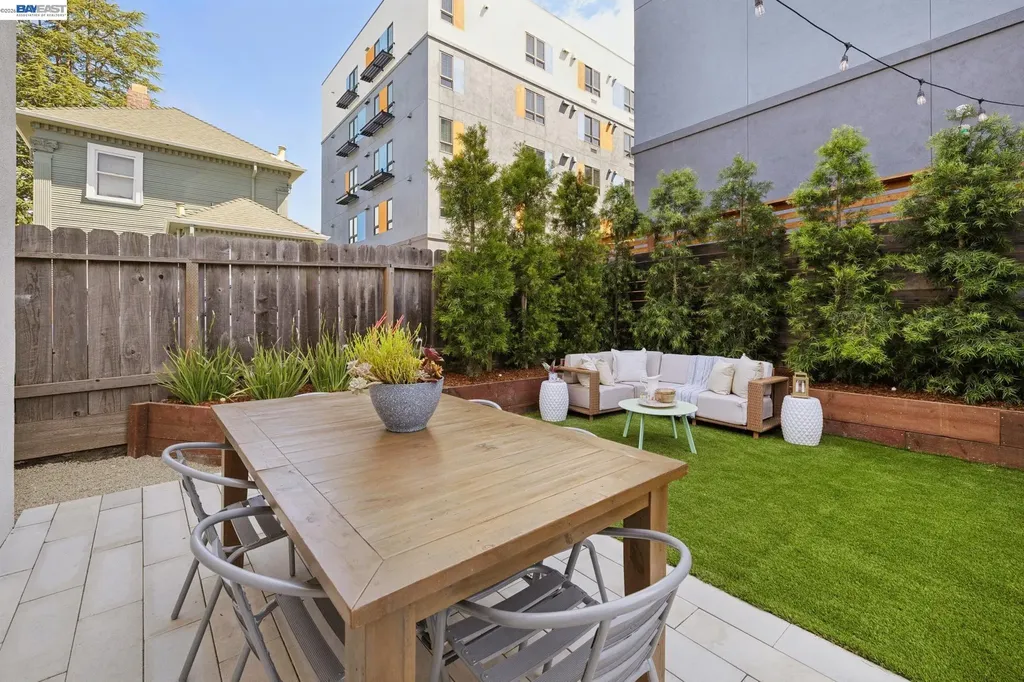 3039 Halcyon Court Berkeley CA 94705