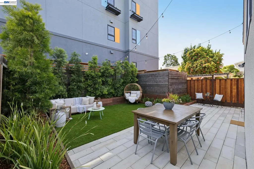3039 Halcyon Court Berkeley CA 94705