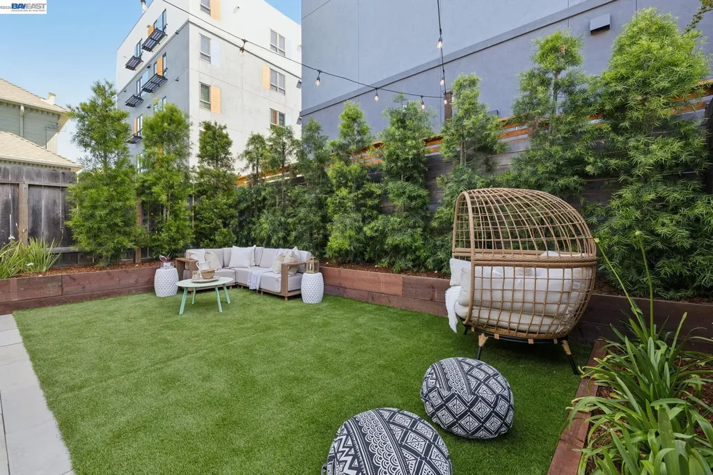 3039 Halcyon Court Berkeley CA 94705