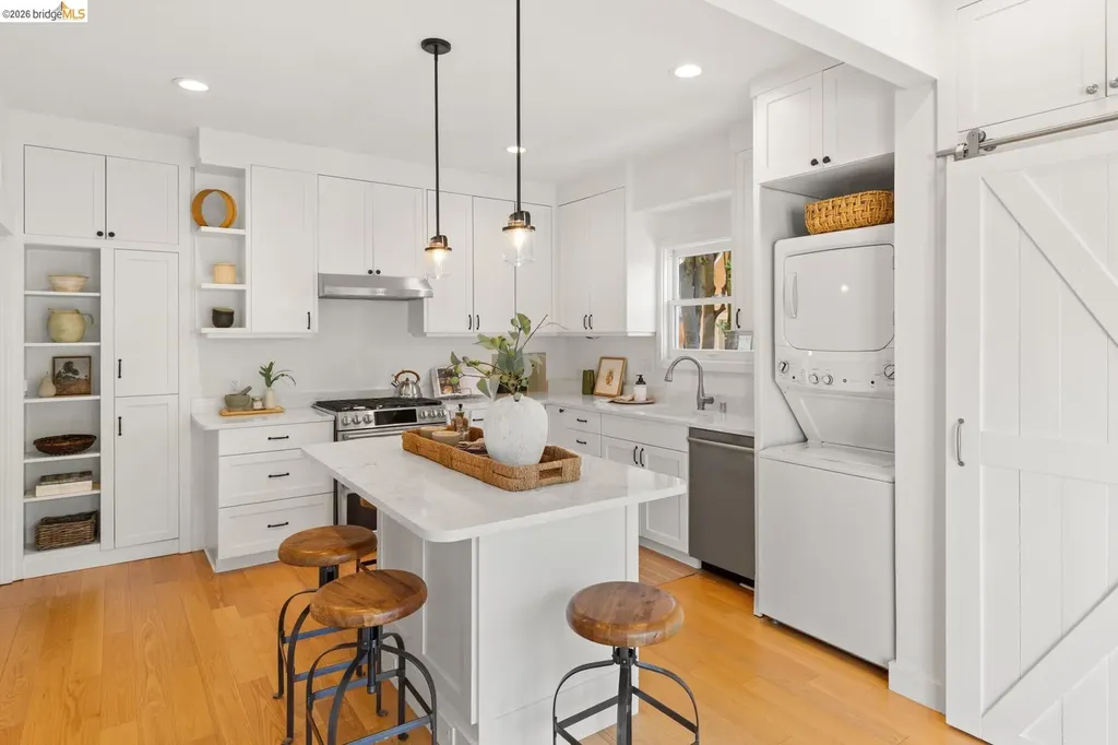 1021 Colusa Avenue Berkeley CA 94707