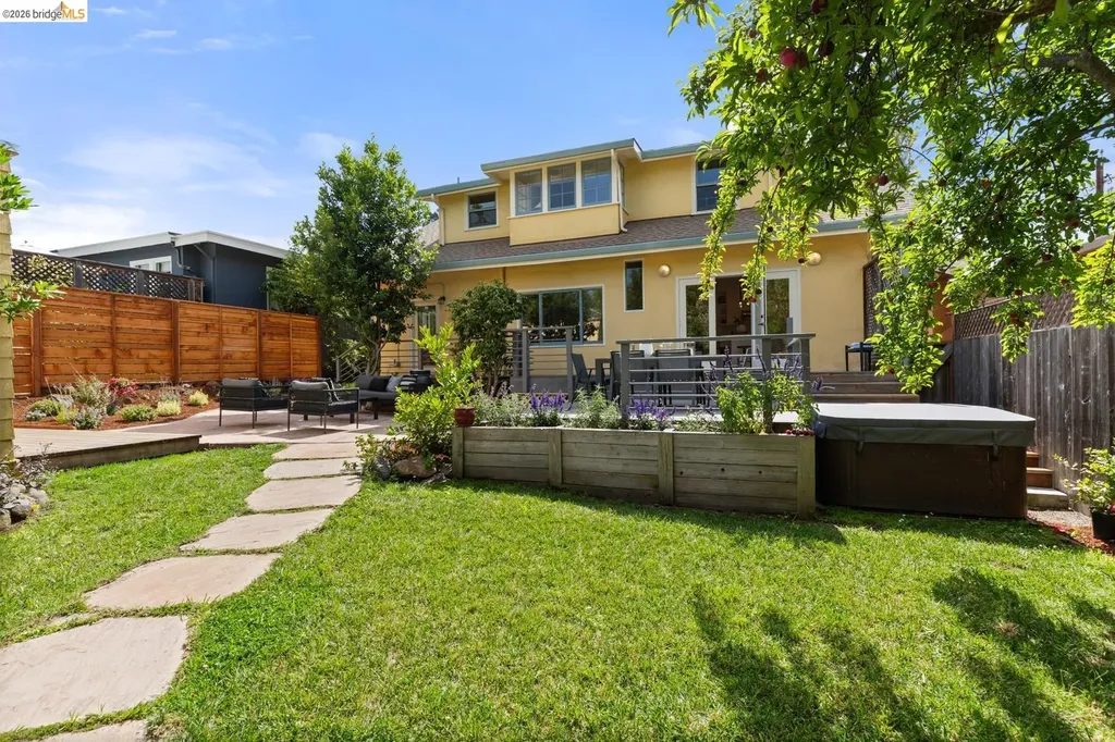 1021 Colusa Avenue Berkeley CA 94707
