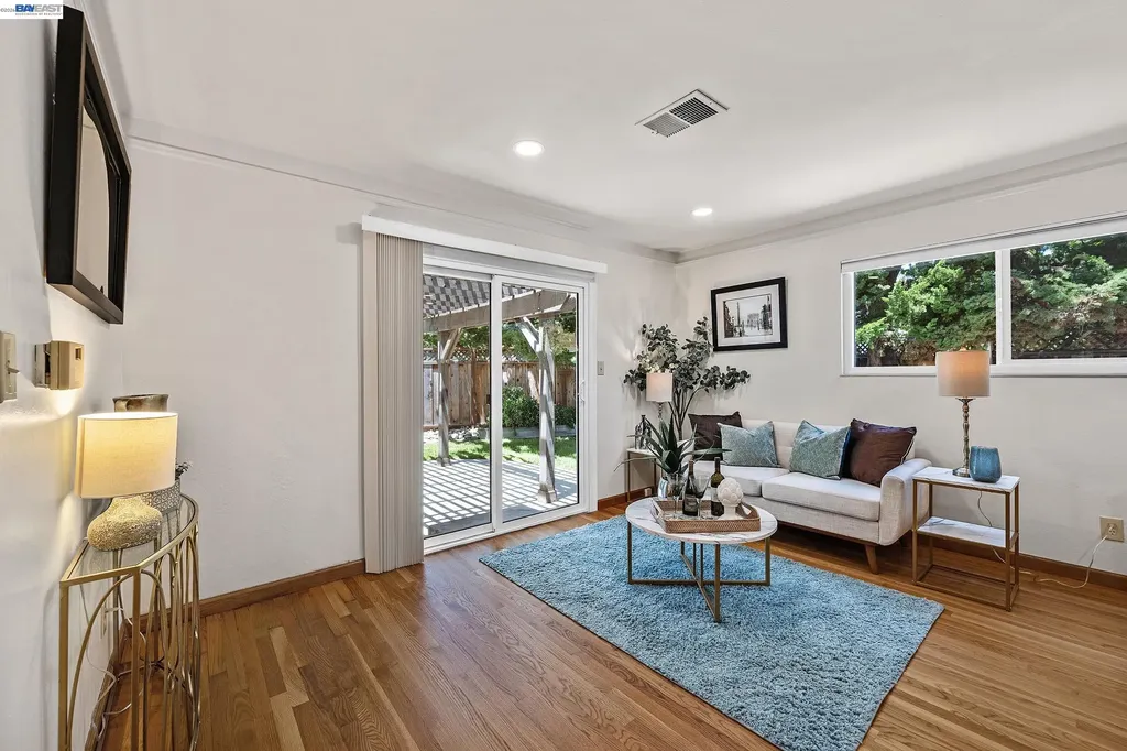 35212 Cano Court Fremont CA 94536