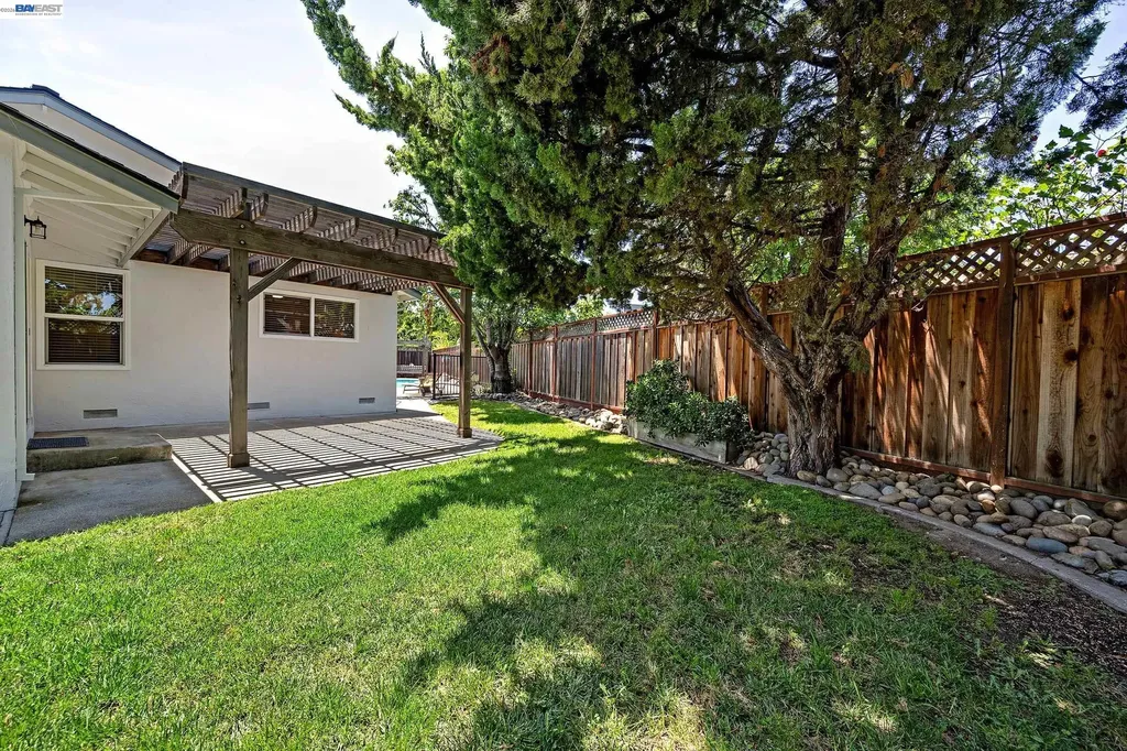 35212 Cano Court Fremont CA 94536