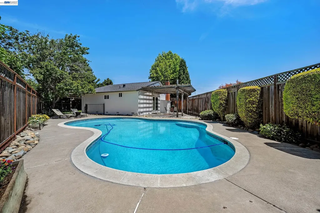 35212 Cano Court Fremont CA 94536