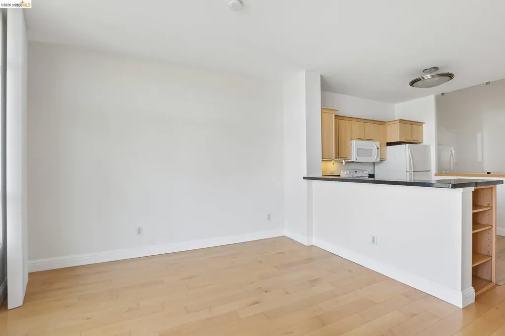 1 Lakeside Drive Oakland CA 94612