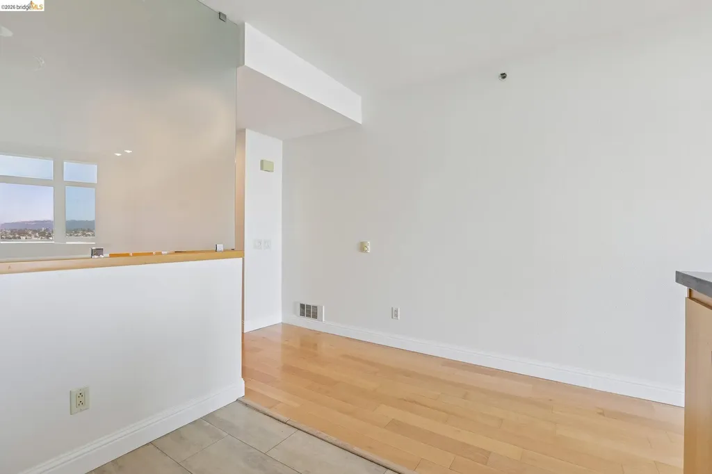 1 Lakeside Drive Oakland CA 94612