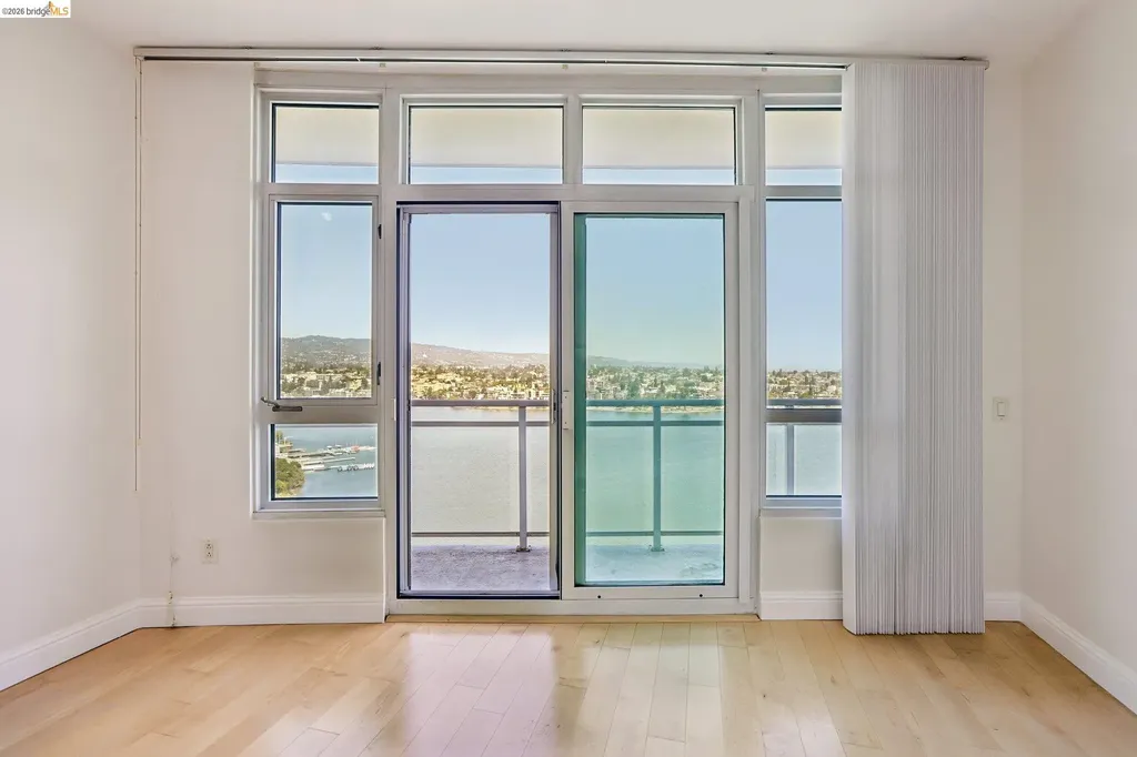 1 Lakeside Drive Oakland CA 94612