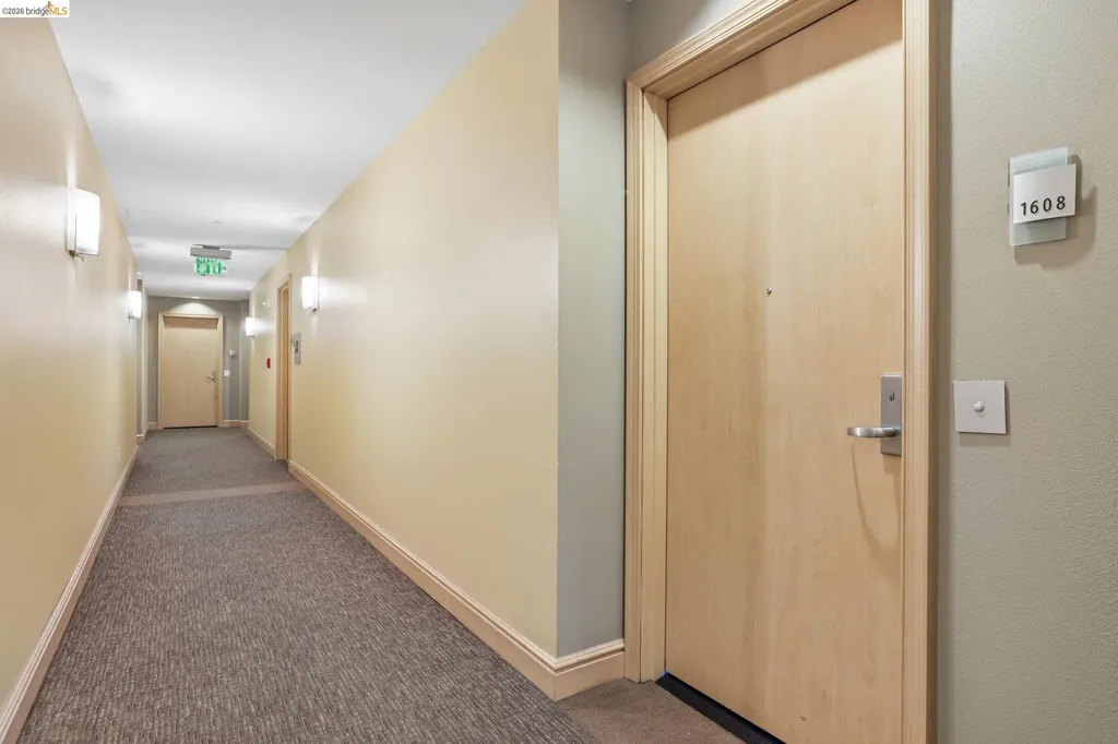 1 Lakeside Drive Oakland CA 94612