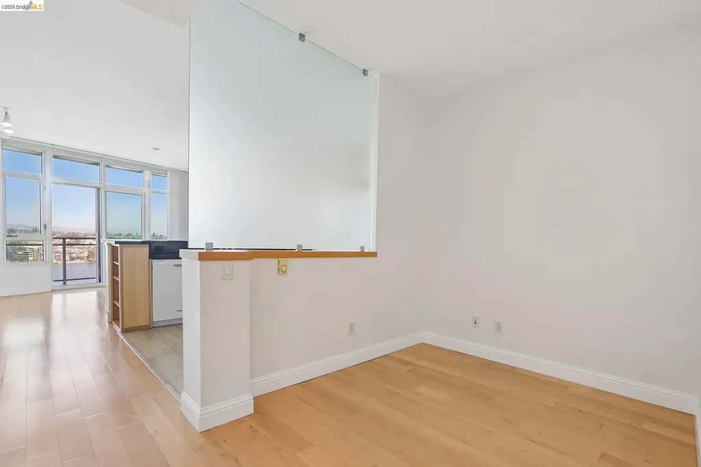 1 Lakeside Drive Oakland CA 94612