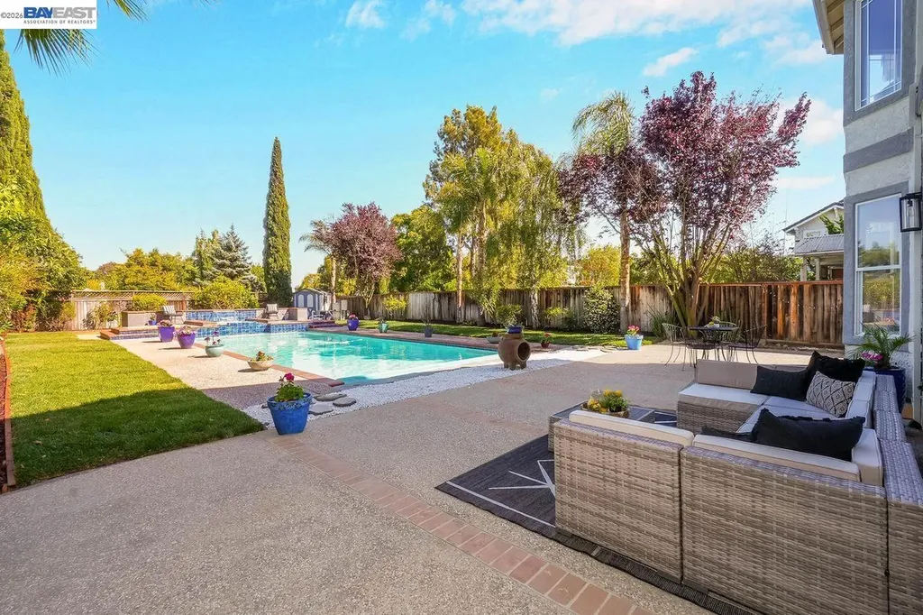 8232 Tanforan Court Newark CA 94560