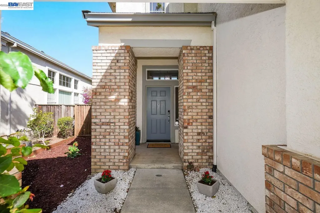8232 Tanforan Court Newark CA 94560