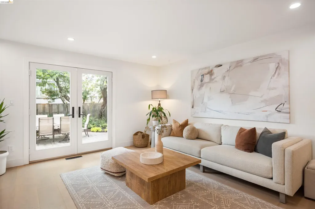 4029 Aliso Oakland CA 94619