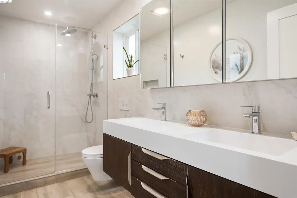 4029 Aliso Oakland CA 94619