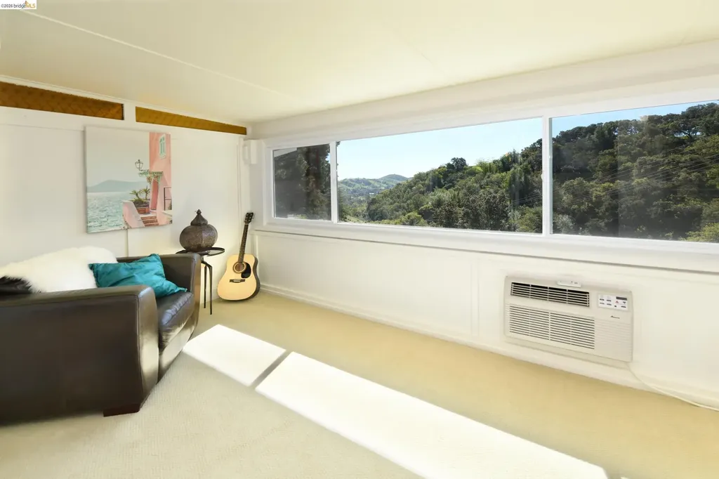 1910 Skycrest Drive Walnut Creek CA 94595