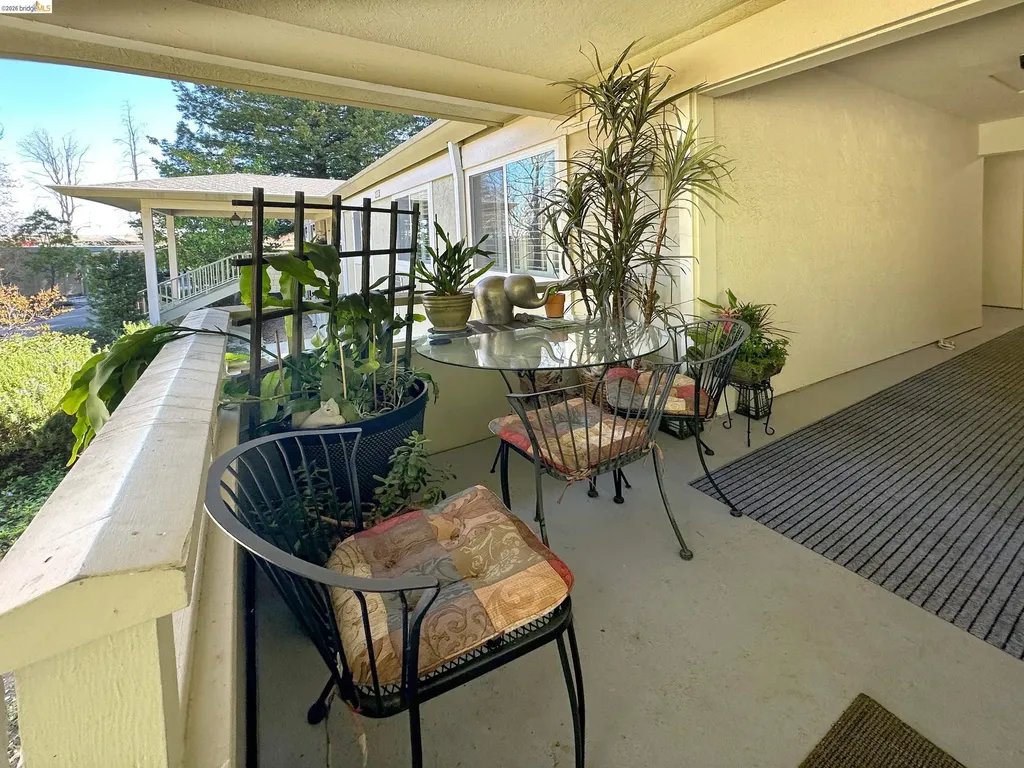 1910 Skycrest Drive Walnut Creek CA 94595