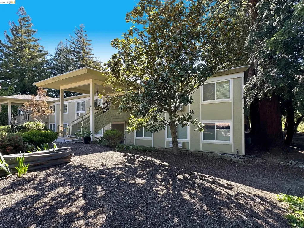 1910 Skycrest Drive Walnut Creek CA 94595