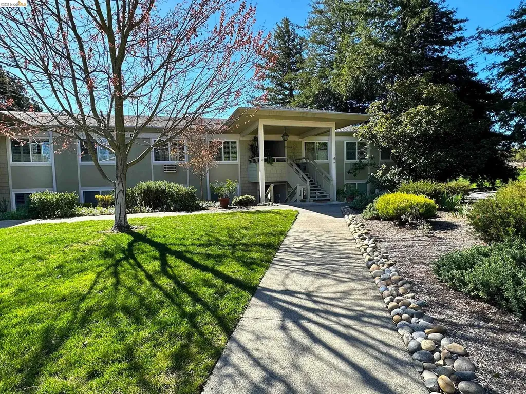 1910 Skycrest Drive Walnut Creek CA 94595