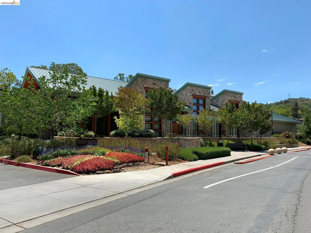 1910 Skycrest Drive Walnut Creek CA 94595
