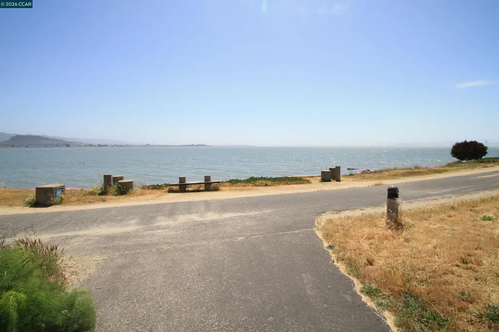48 Southwind Circle Richmond CA 94804