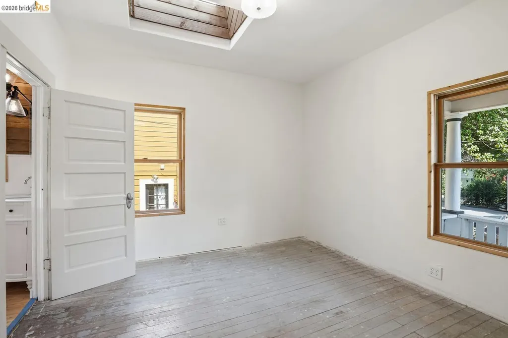 522 63rd Oakland CA 94609