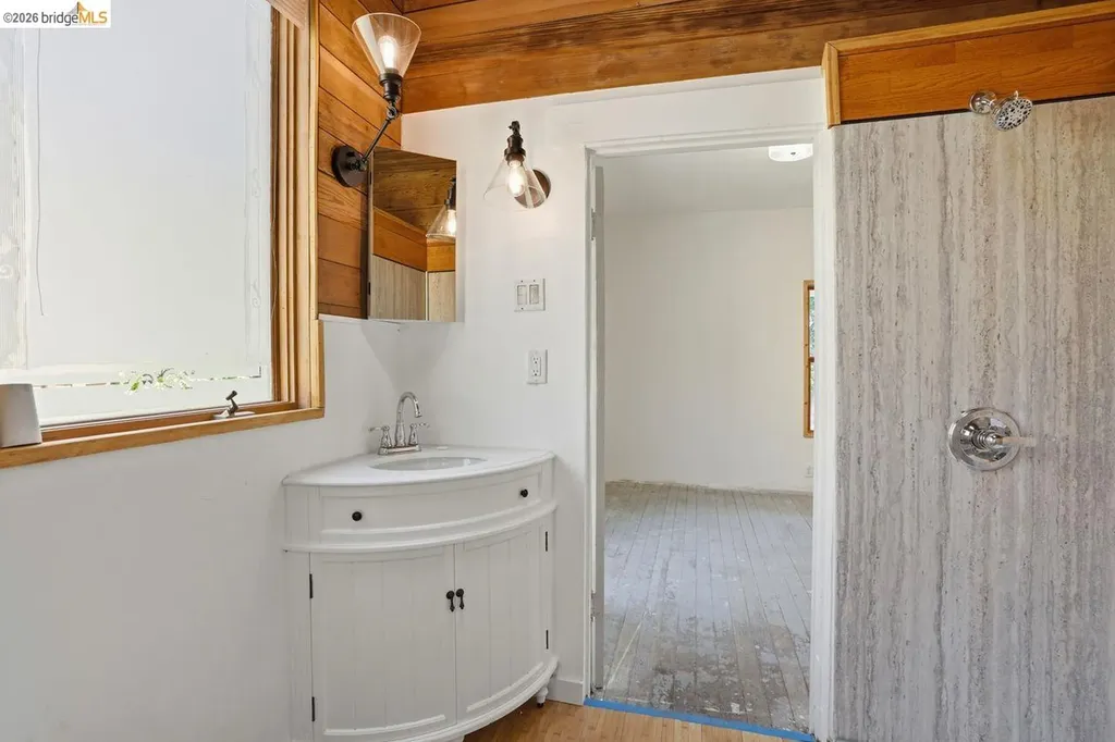 522 63rd Oakland CA 94609