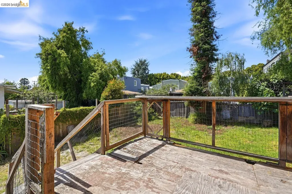 522 63rd Oakland CA 94609