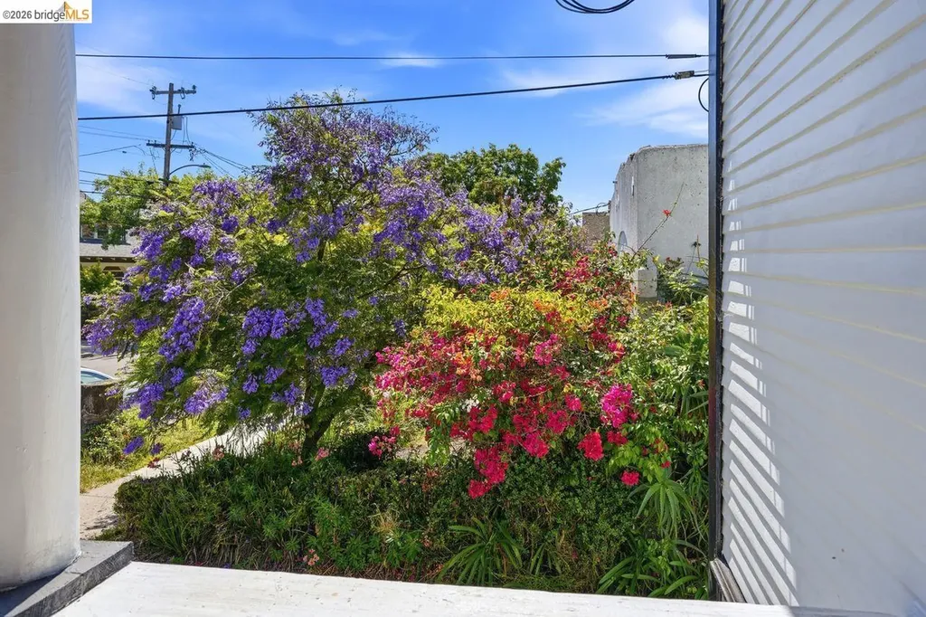 522 63rd Oakland CA 94609