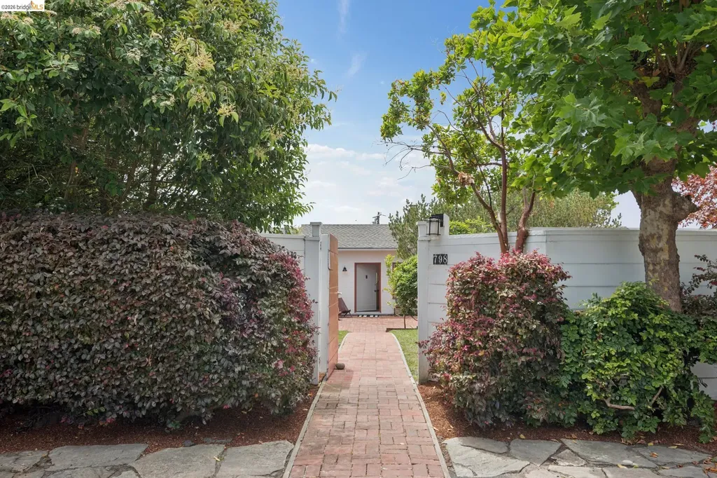 798 Creston Road Berkeley CA 94708