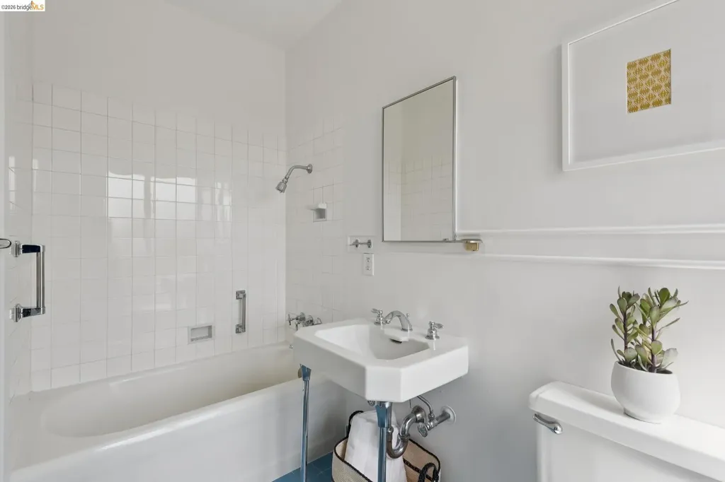 798 Creston Road Berkeley CA 94708