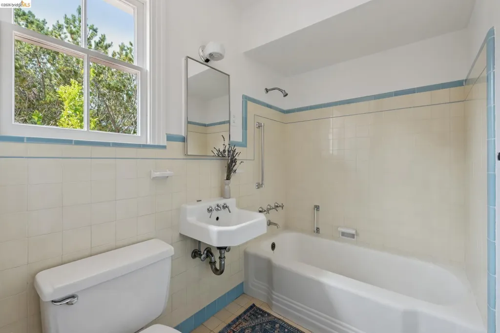798 Creston Road Berkeley CA 94708