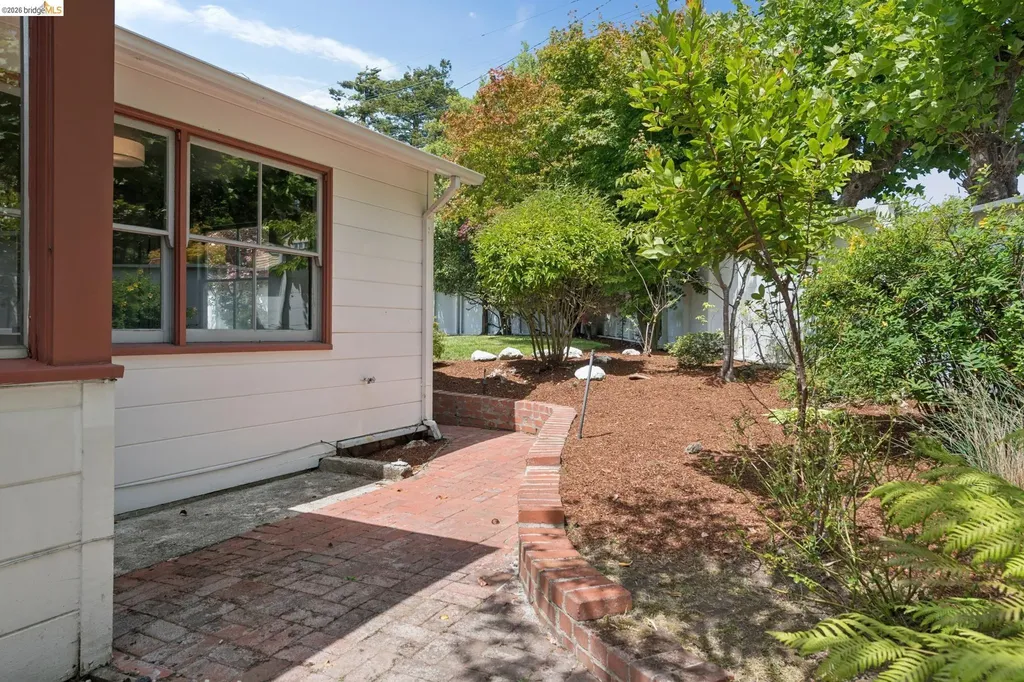 798 Creston Road Berkeley CA 94708
