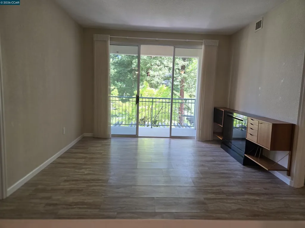 1860 Tice Creek Drive Walnut Creek CA 94595