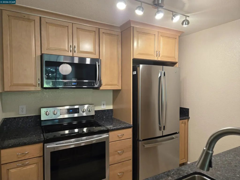 1860 Tice Creek Drive Walnut Creek CA 94595