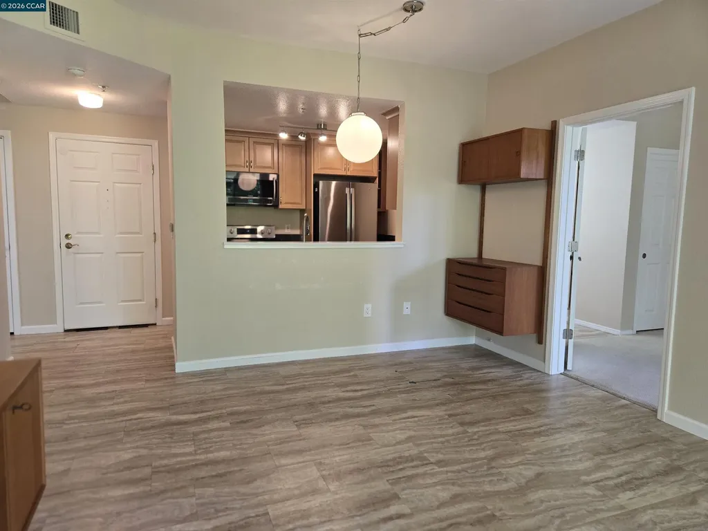 1860 Tice Creek Drive Walnut Creek CA 94595