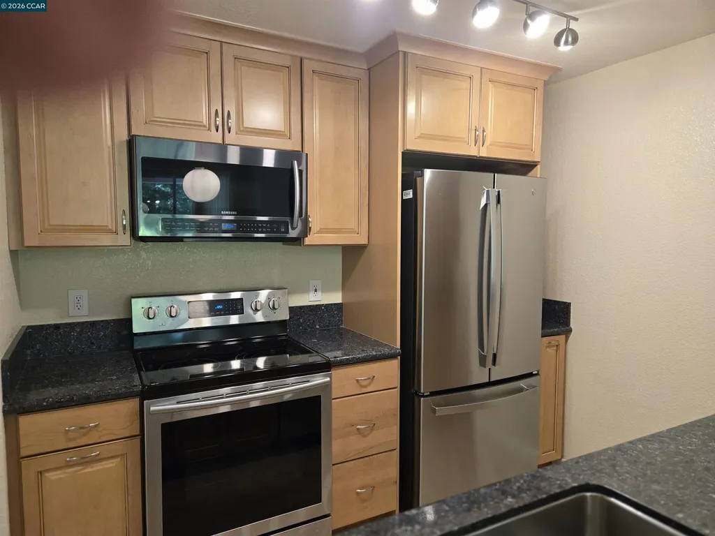 1860 Tice Creek Drive Walnut Creek CA 94595