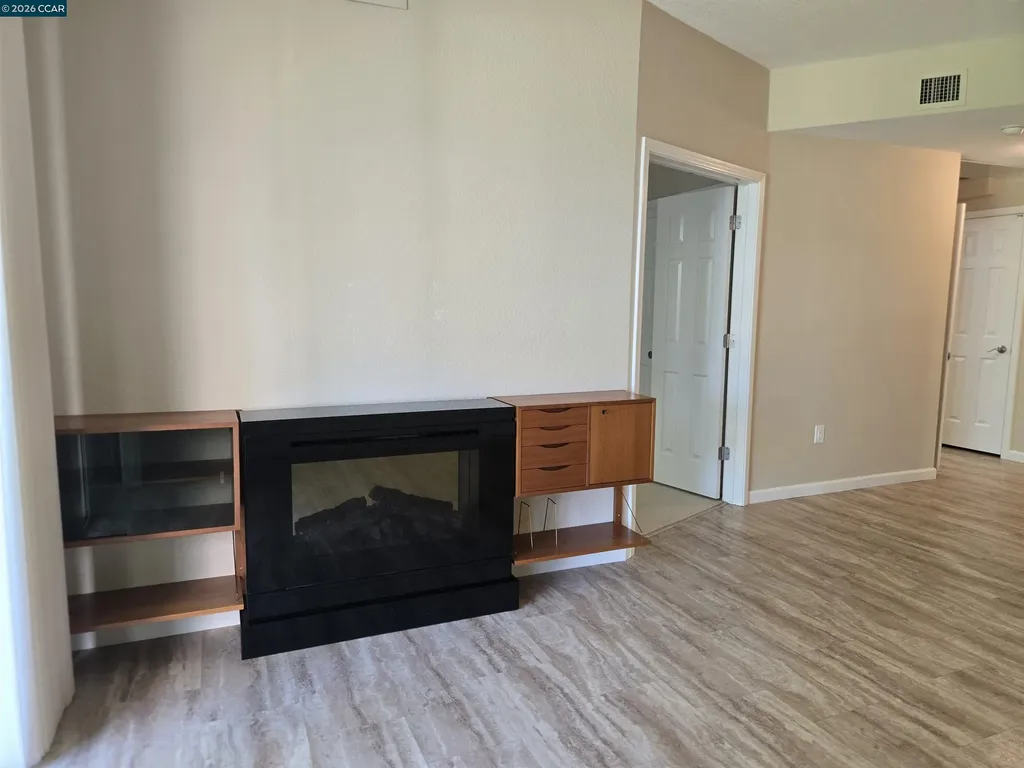 1860 Tice Creek Drive Walnut Creek CA 94595
