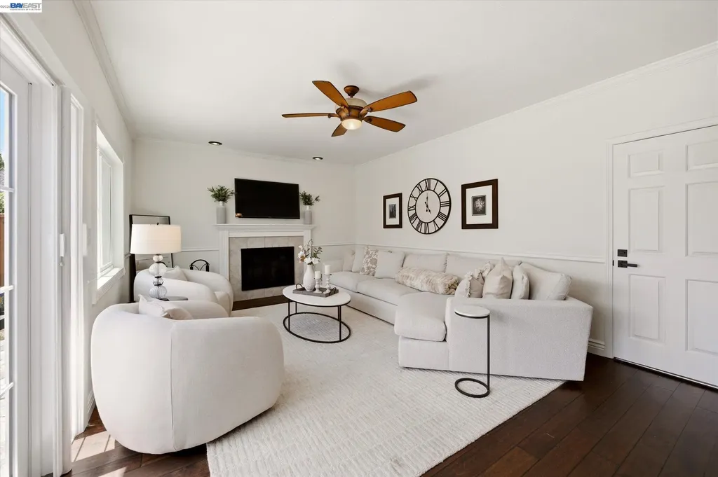 5016 Black Avenue Pleasanton CA 94566