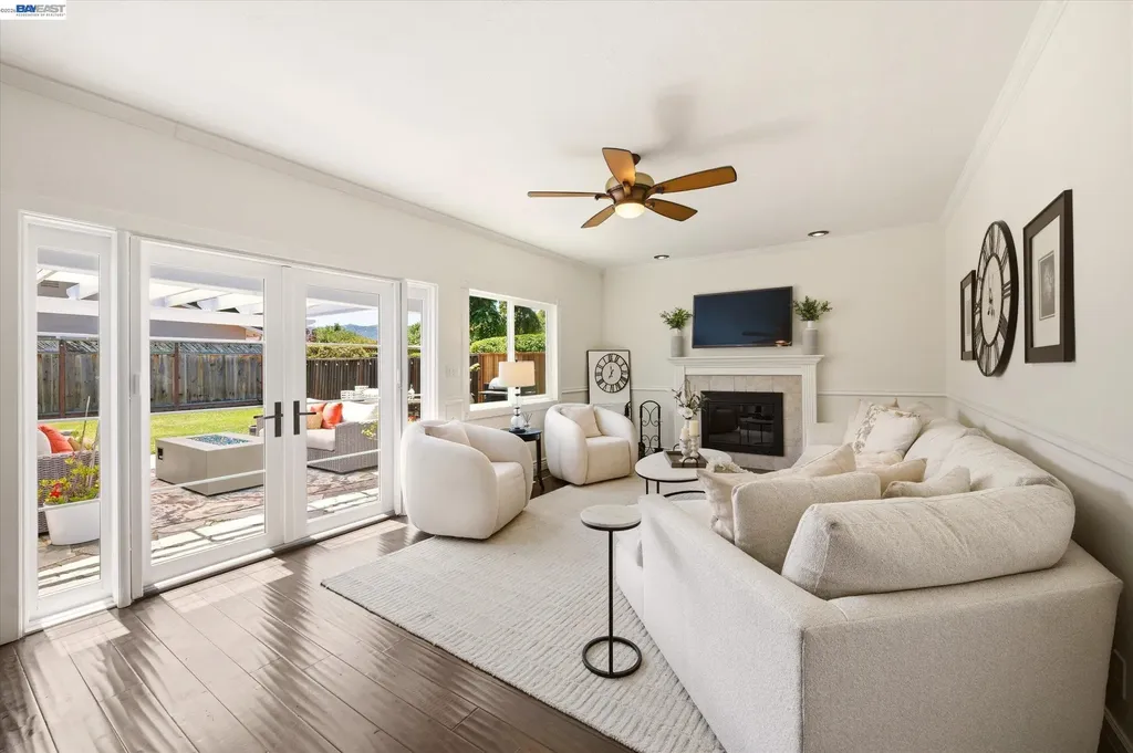 5016 Black Avenue Pleasanton CA 94566