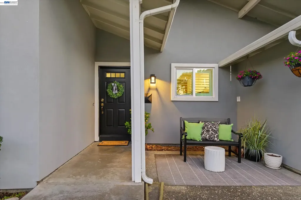 5016 Black Avenue Pleasanton CA 94566