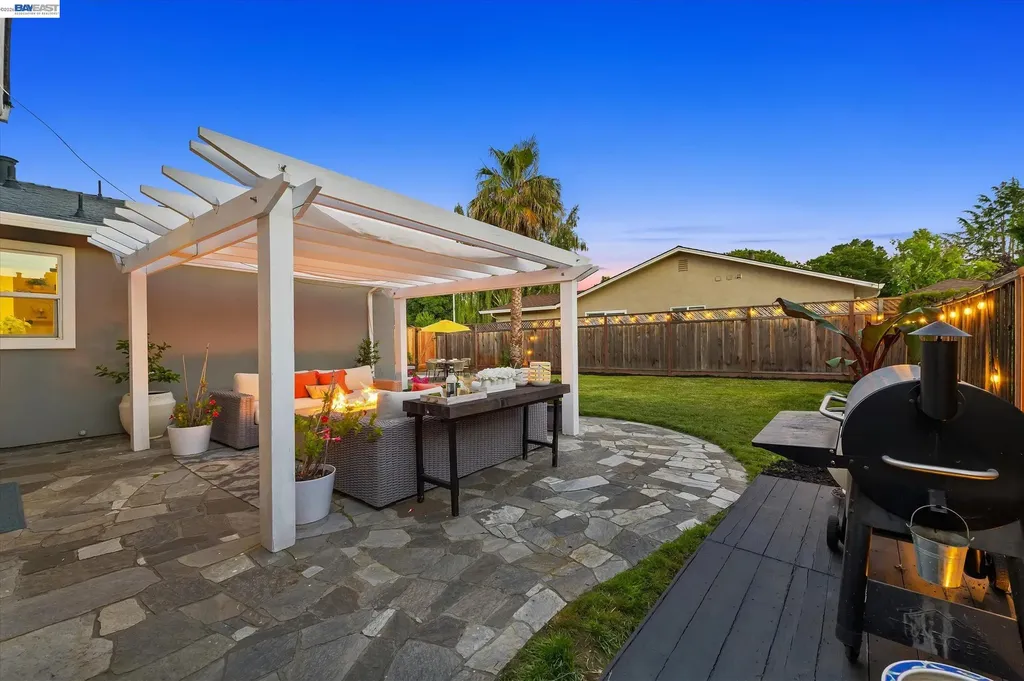 5016 Black Avenue Pleasanton CA 94566