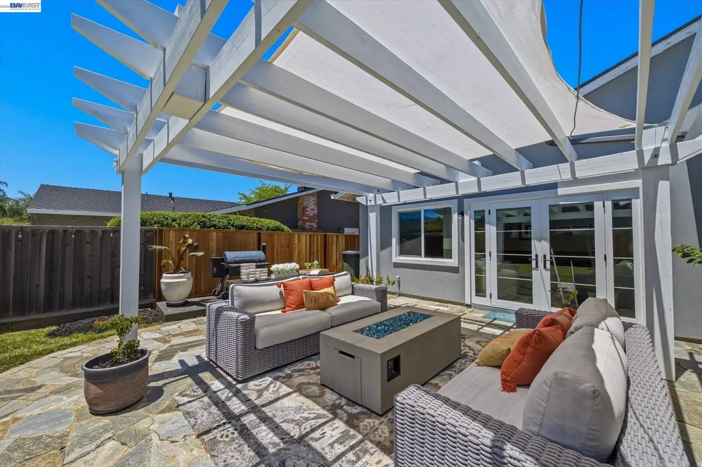 5016 Black Avenue Pleasanton CA 94566