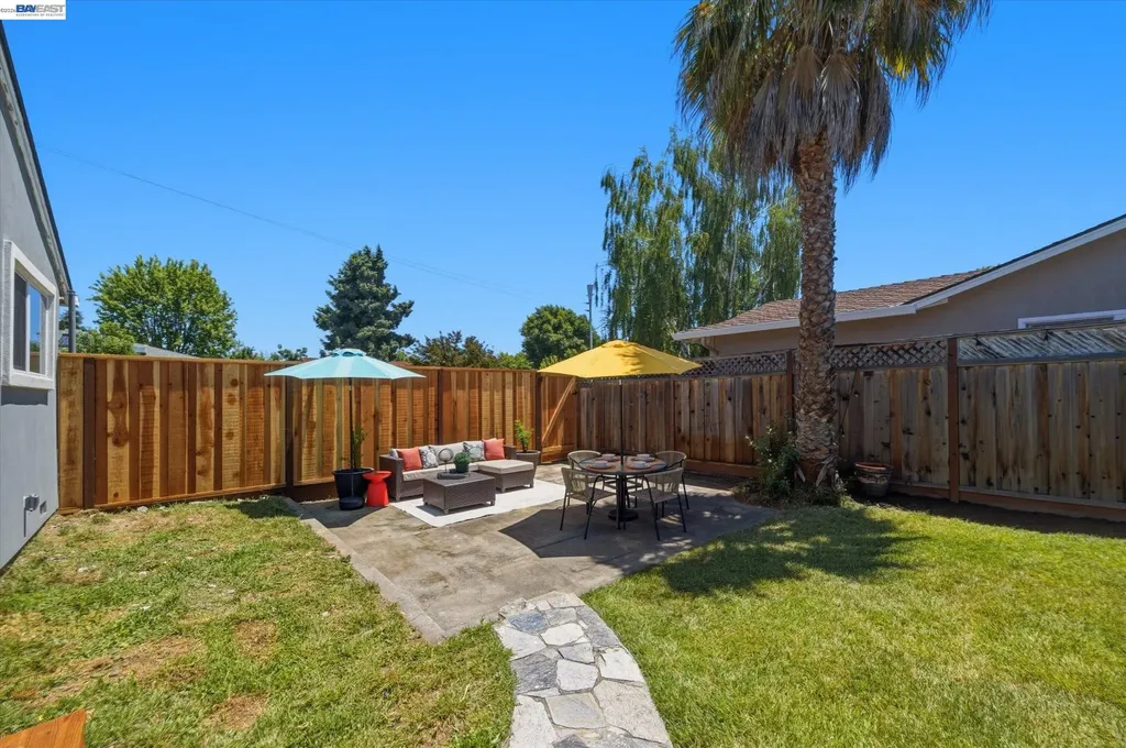 5016 Black Avenue Pleasanton CA 94566