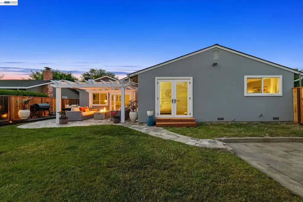 5016 Black Avenue Pleasanton CA 94566