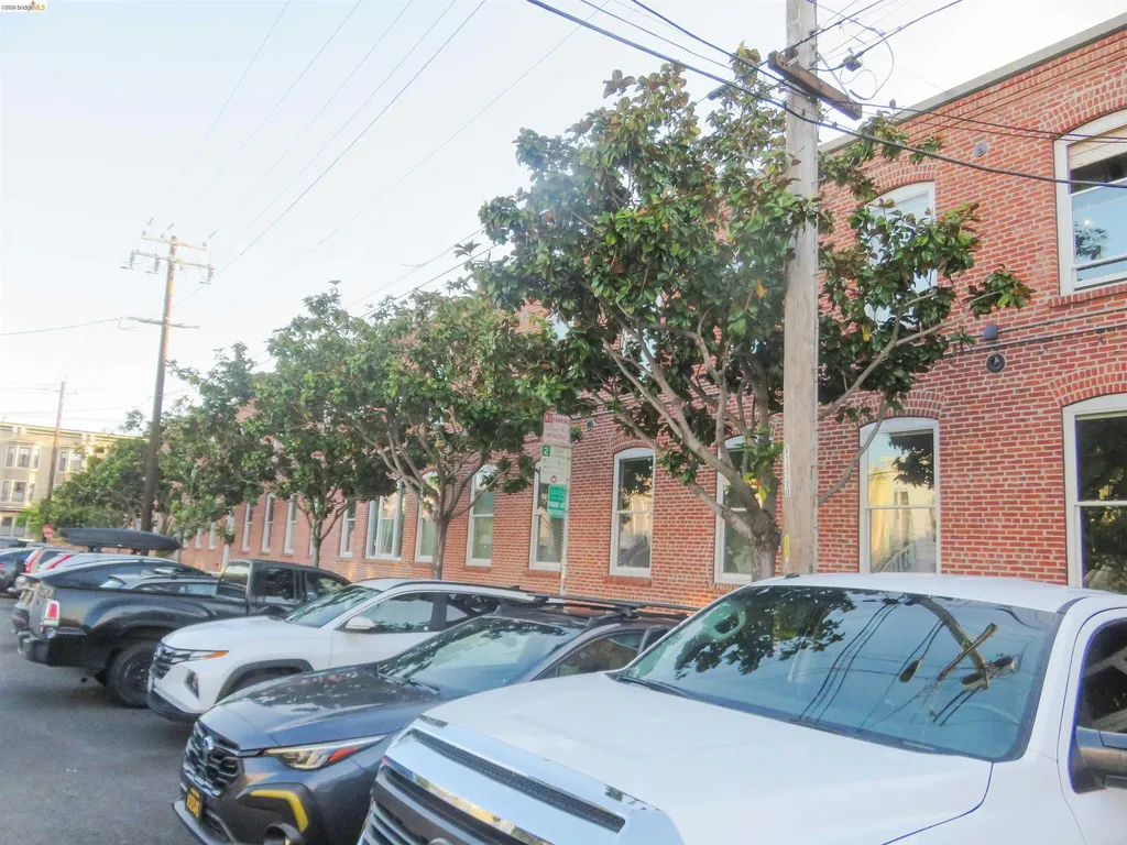 720 York Street San Francisco CA 94110