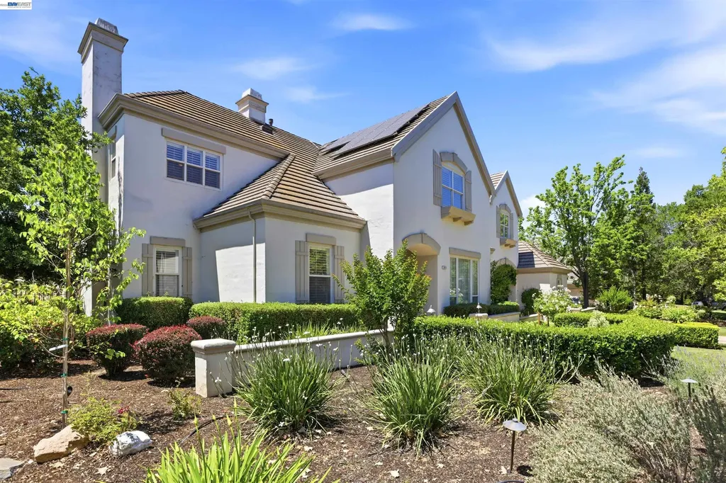 3019 E. Ruby Hill Drive Pleasanton CA 94566